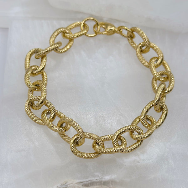GOLD TWISTED CABLE LINK bracelet
