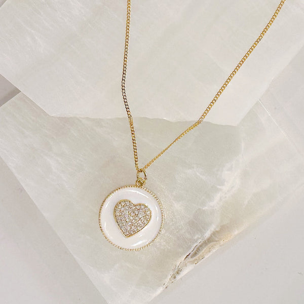 ENAMEL LARGE CIRCLE WHITE HEART necklace