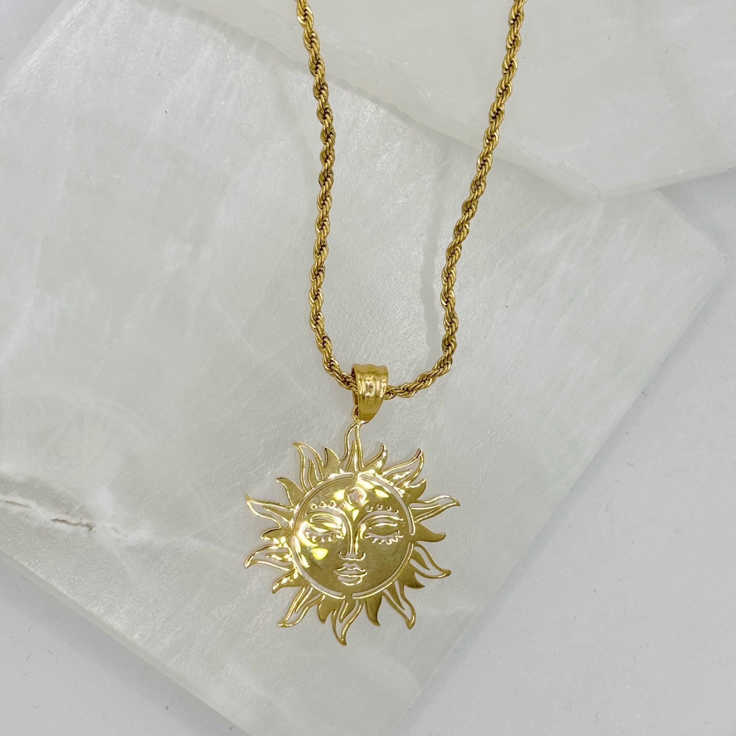 GOLDEN RENEWAL SUN necklace