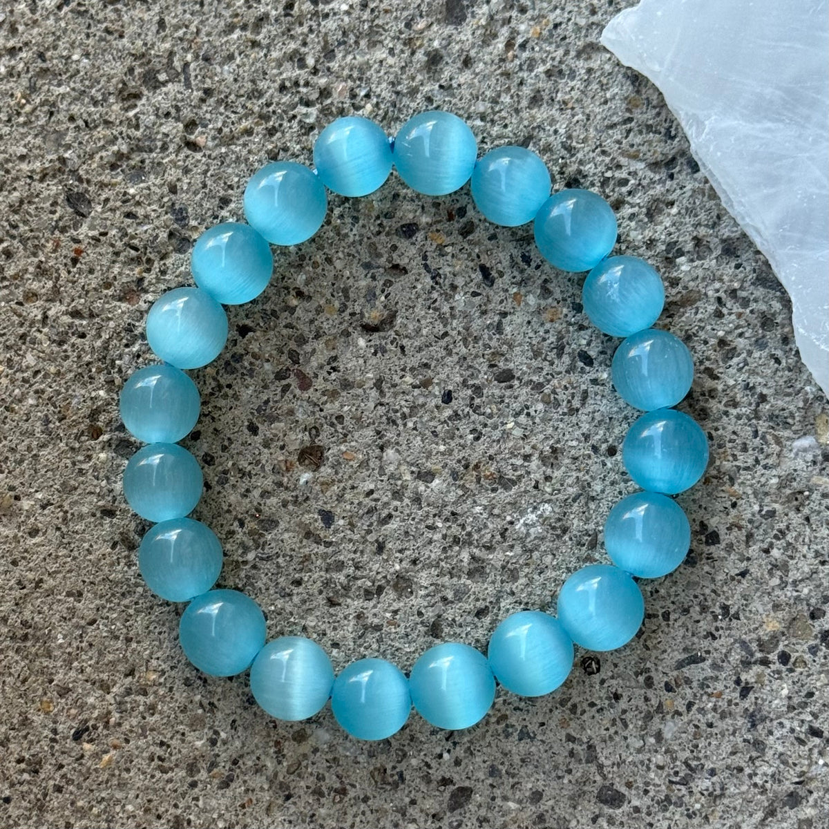 10MM BLUE CATS EYE BEADED bracelet