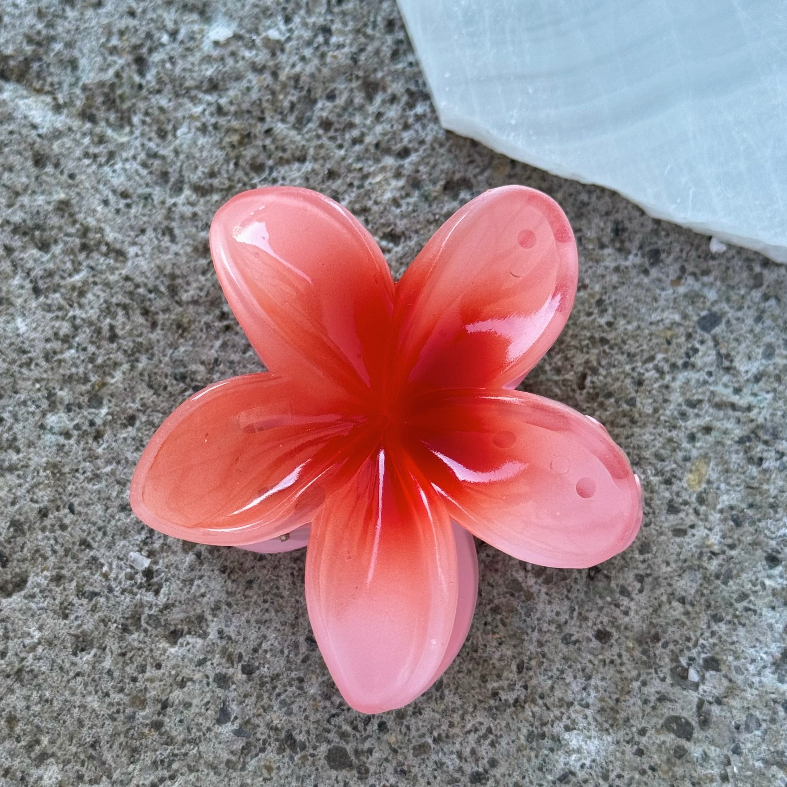 CORAL FLOWER hair clip