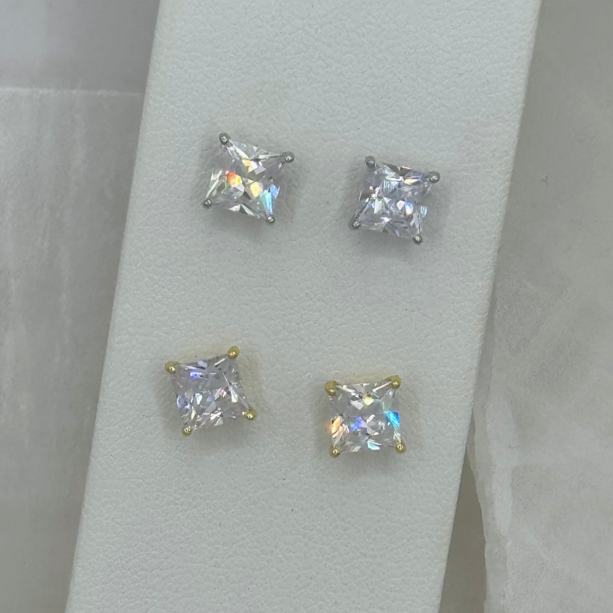 CRYSTAL PRINCESS CUT STUD earrings