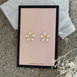 GOLD CRYSTAL DAISY FLOWER STUD earrings