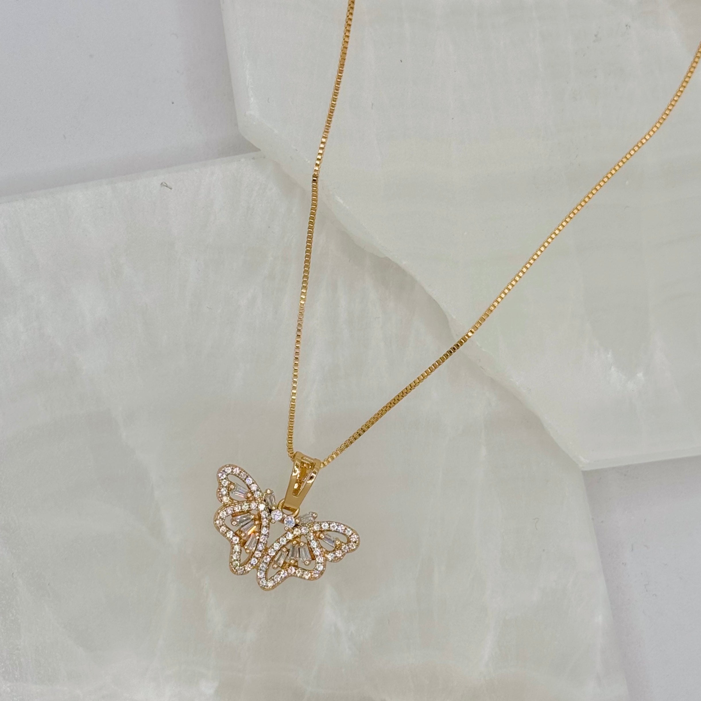 ENCHANTED CRYSTAL BUTTERFLY MINI necklace