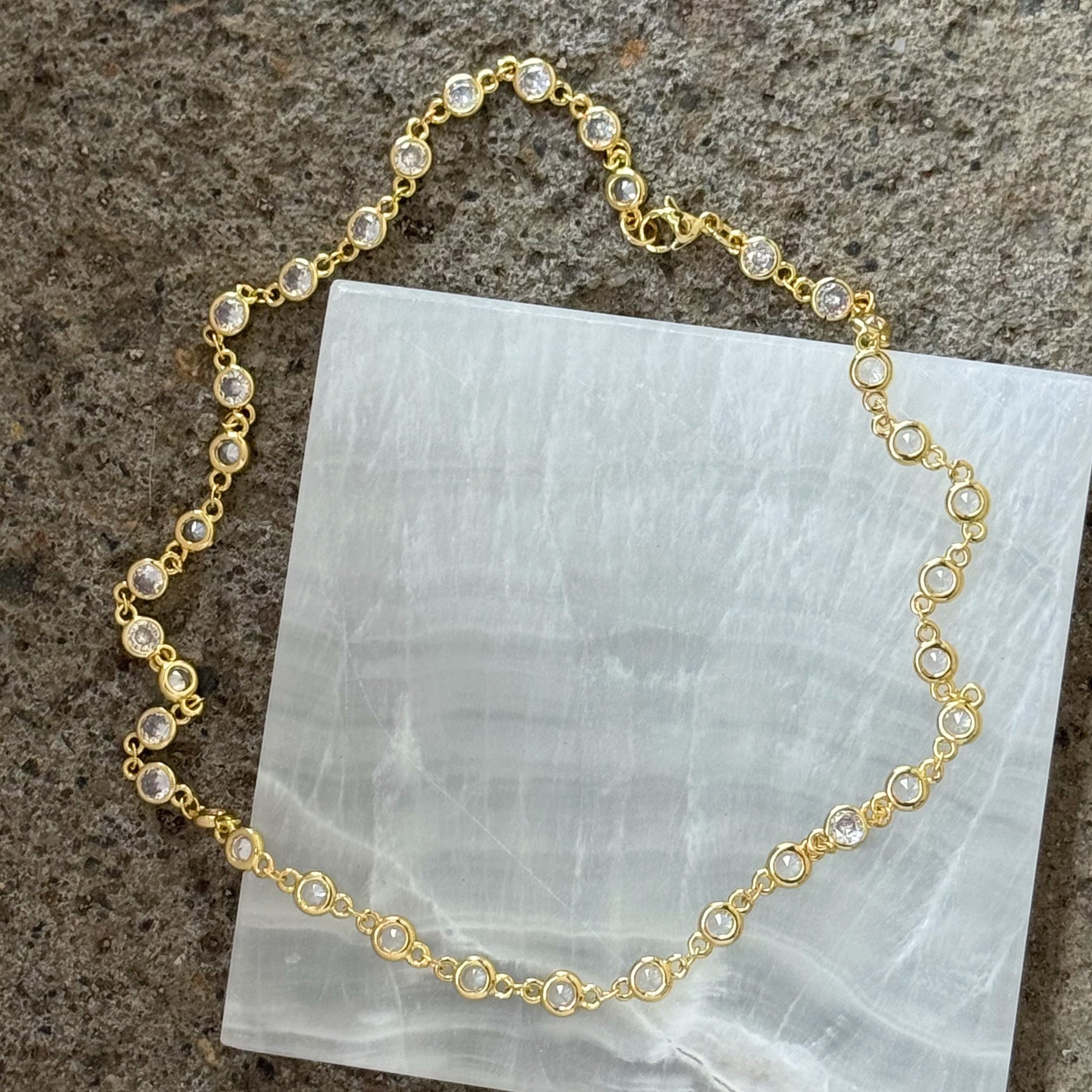 6MM GOLD ROUND CRYSTAL BEZEL necklace