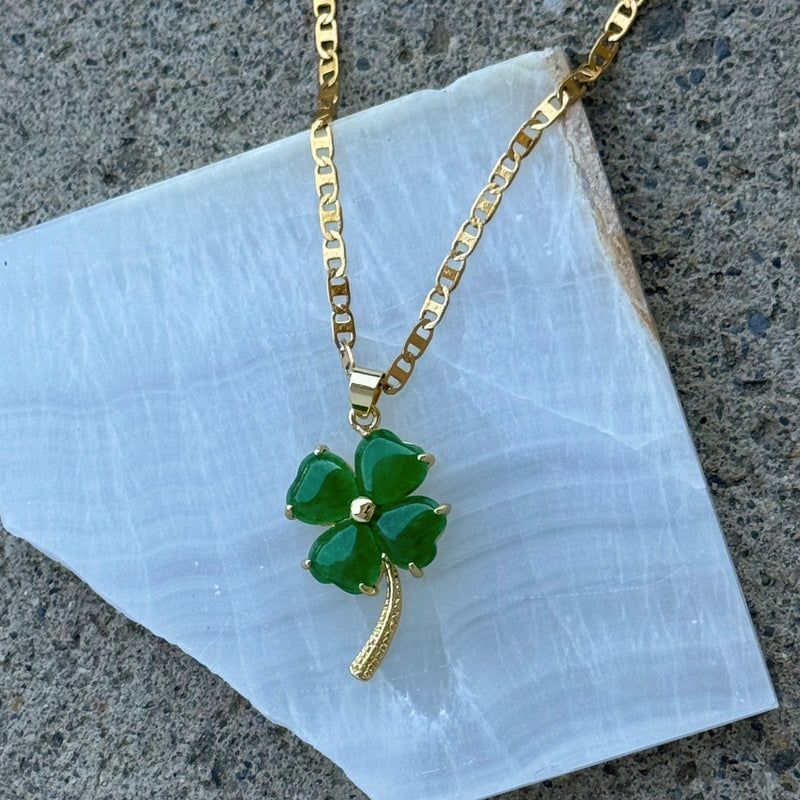 LUCKY CLOVER GREEN JADE necklace