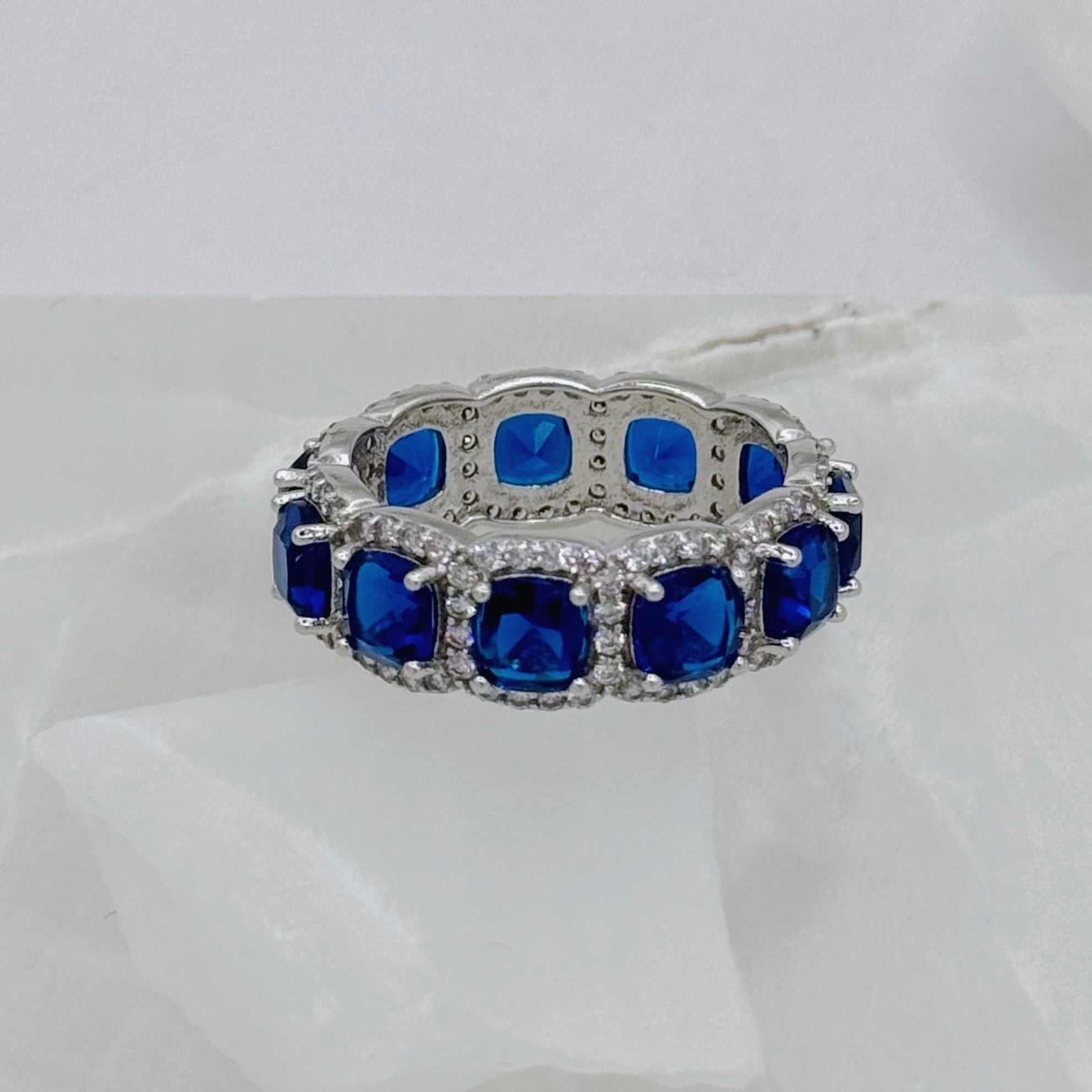 SILVER OXANA SAPPHIRE CUSHION CUT ring