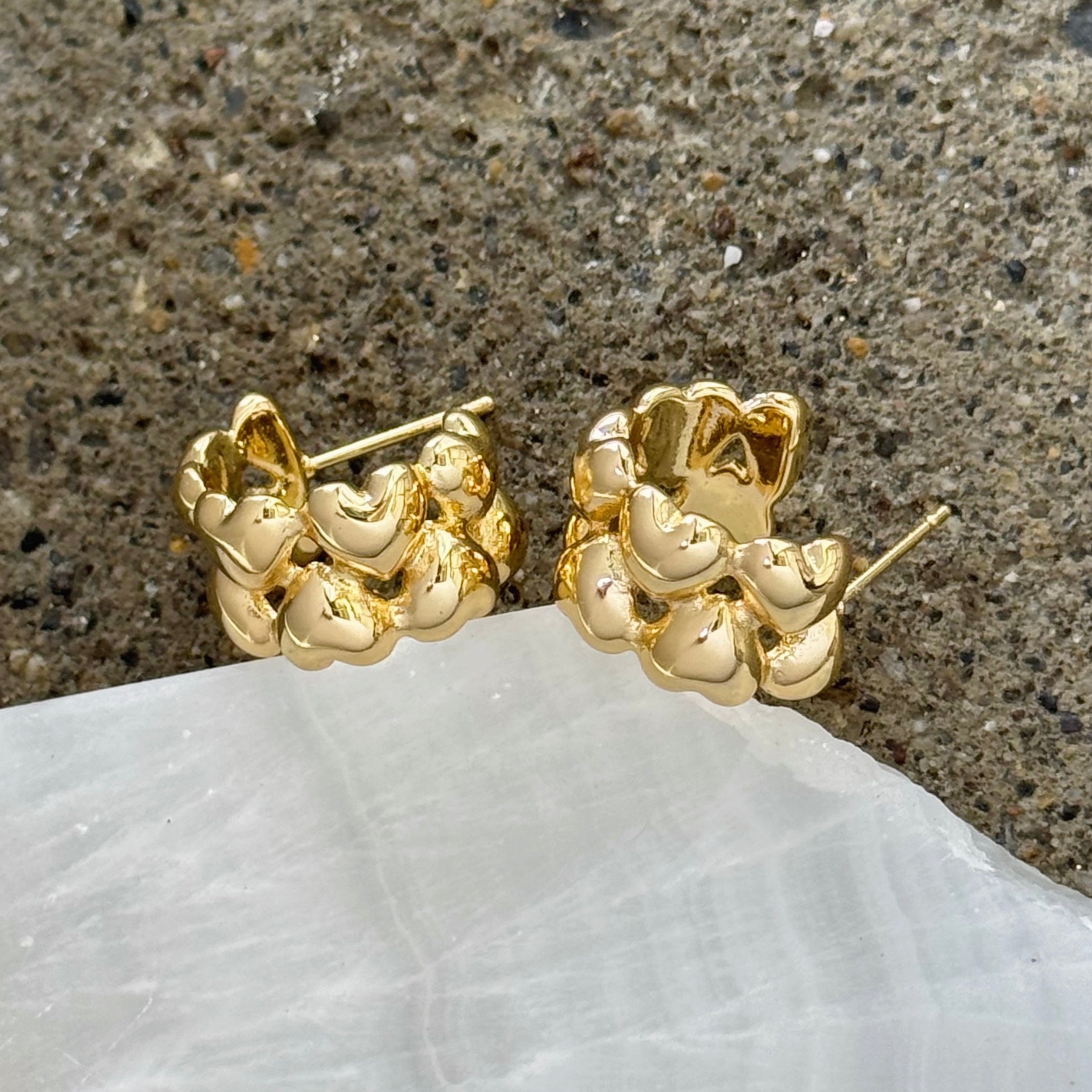 GOLD CHUNKY CLUSTERED HEART HOOP earrings