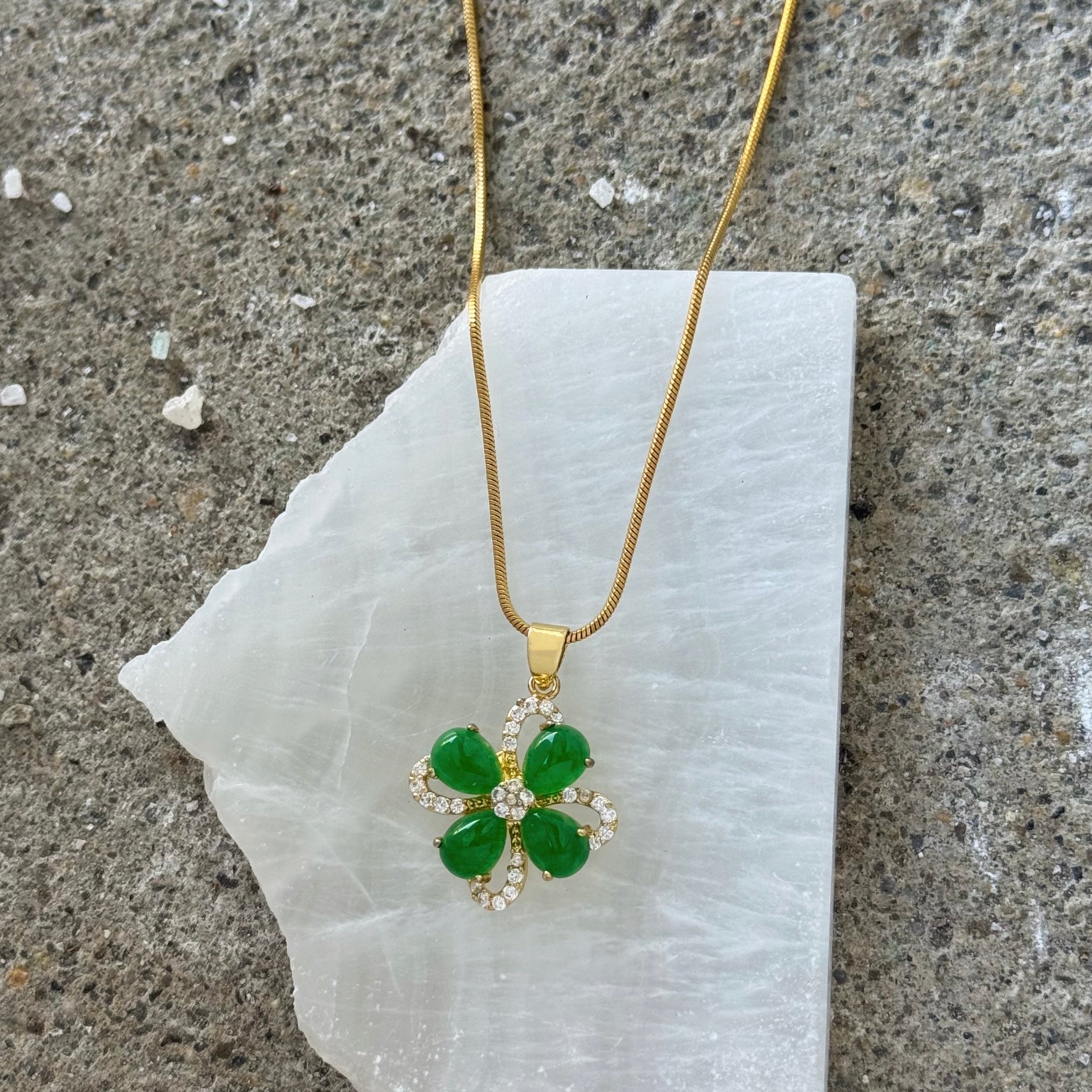 CRYSTAL LUCKY GREEN JADE necklace