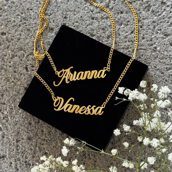 CUSTOM CLASSIC SCRIPT NAMEPLATE necklace