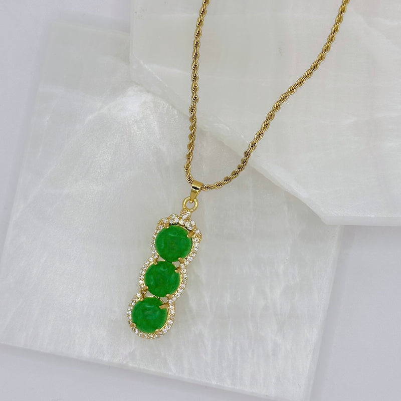 CRYSTAL LUCKY GREEN JADE necklace