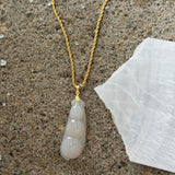 LUCKY PEAS WHITE JADE necklace