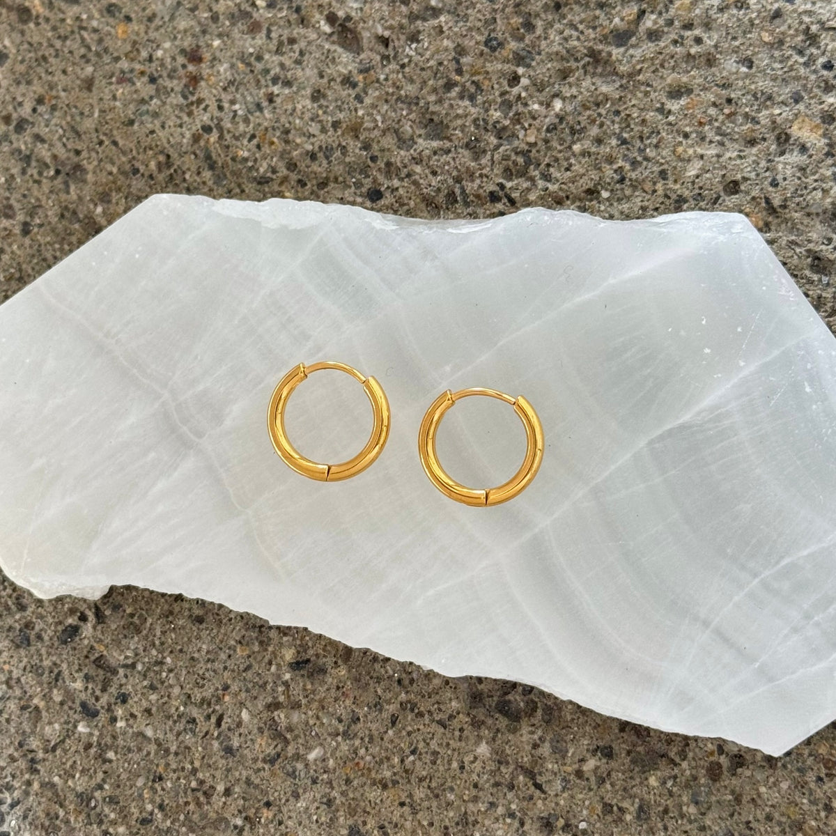 10MM GOLD THIN HOOP MINI earrings