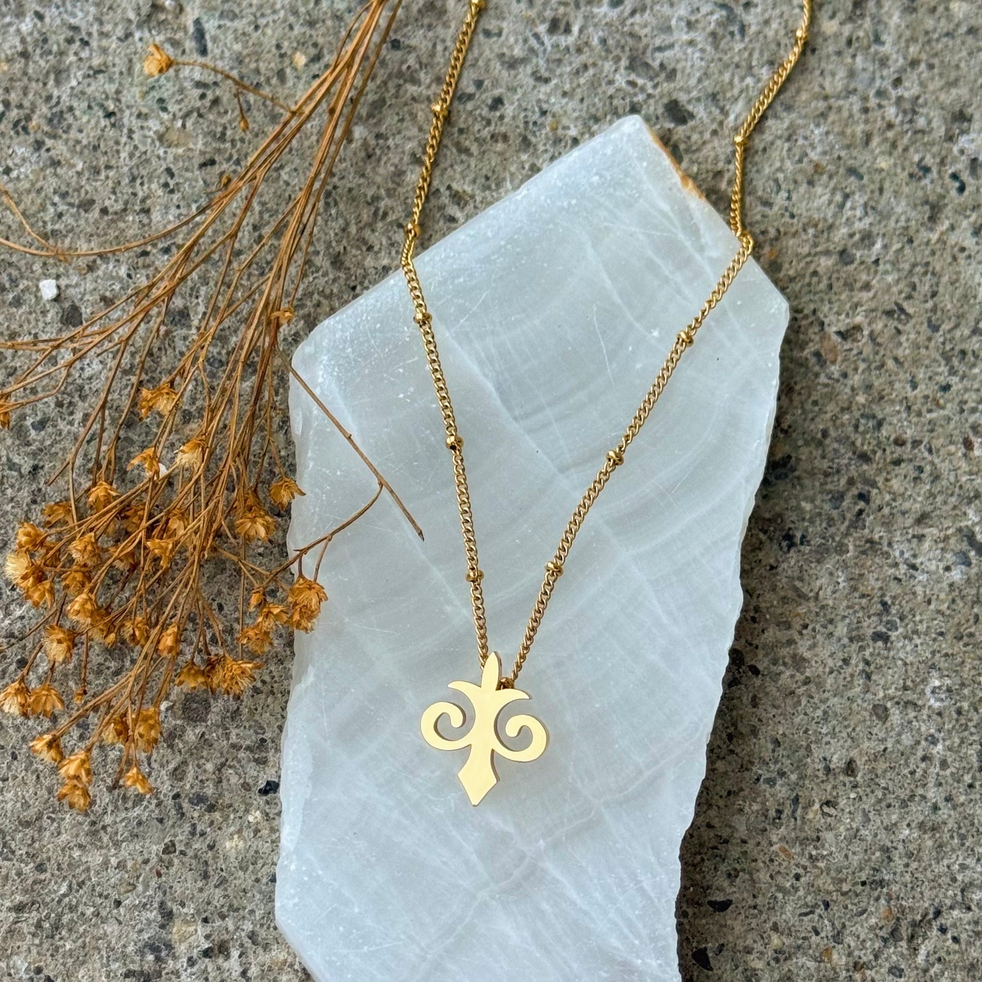 GOLD ADIGA FASHA CAUCASUS necklace