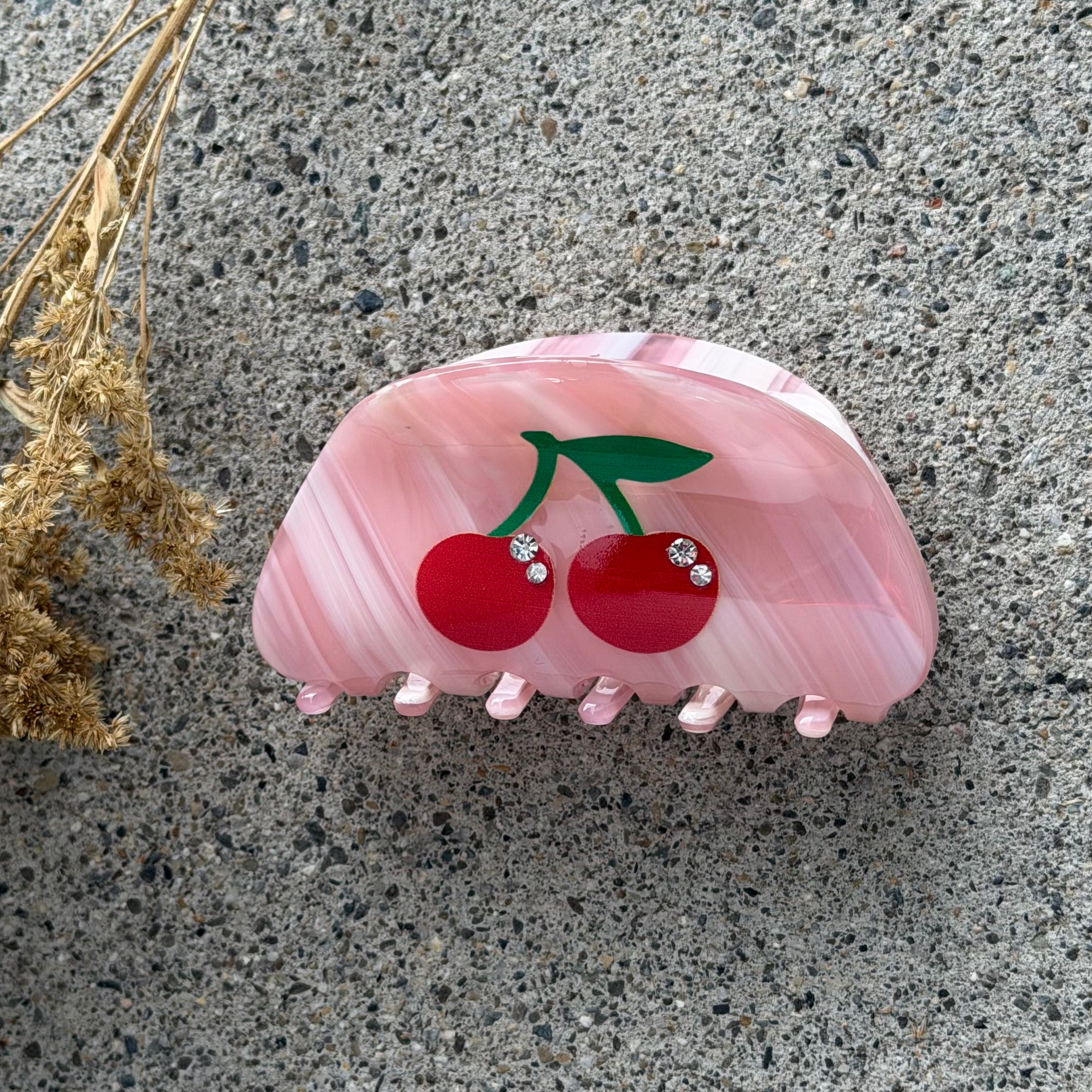 PINK CHERRY CLAW hair clip