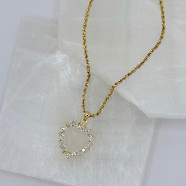 CRYSTAL HEART WHITE JADE necklace