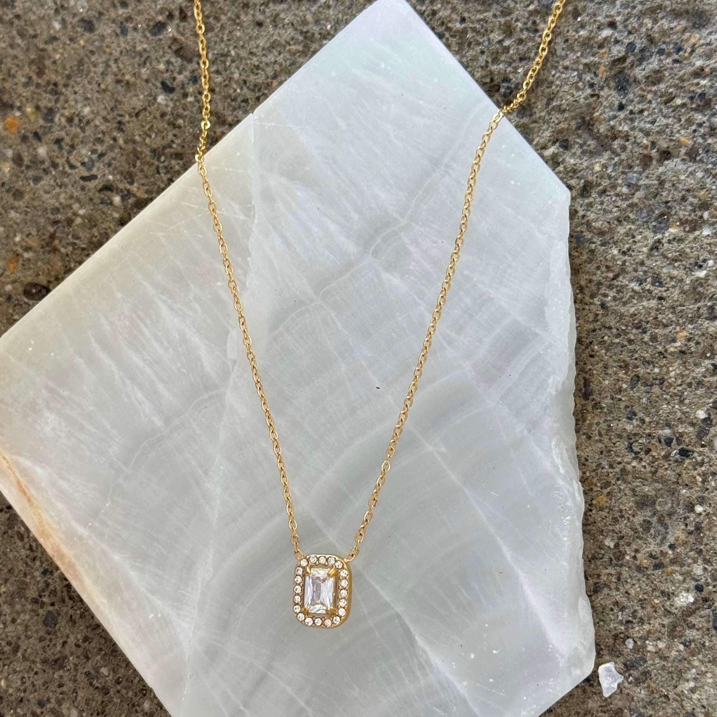 GOLD CRYSTAL BAGUETTE HALO necklace