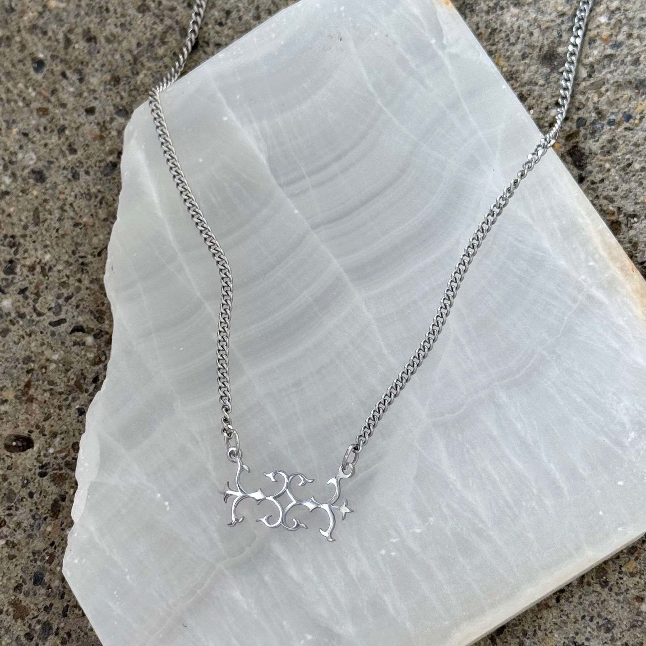 SILVER ADIGA FASHA III CAUCASUS necklace