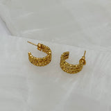 GOLD DIAMOND CUT TRI HOOP MINI earrings
