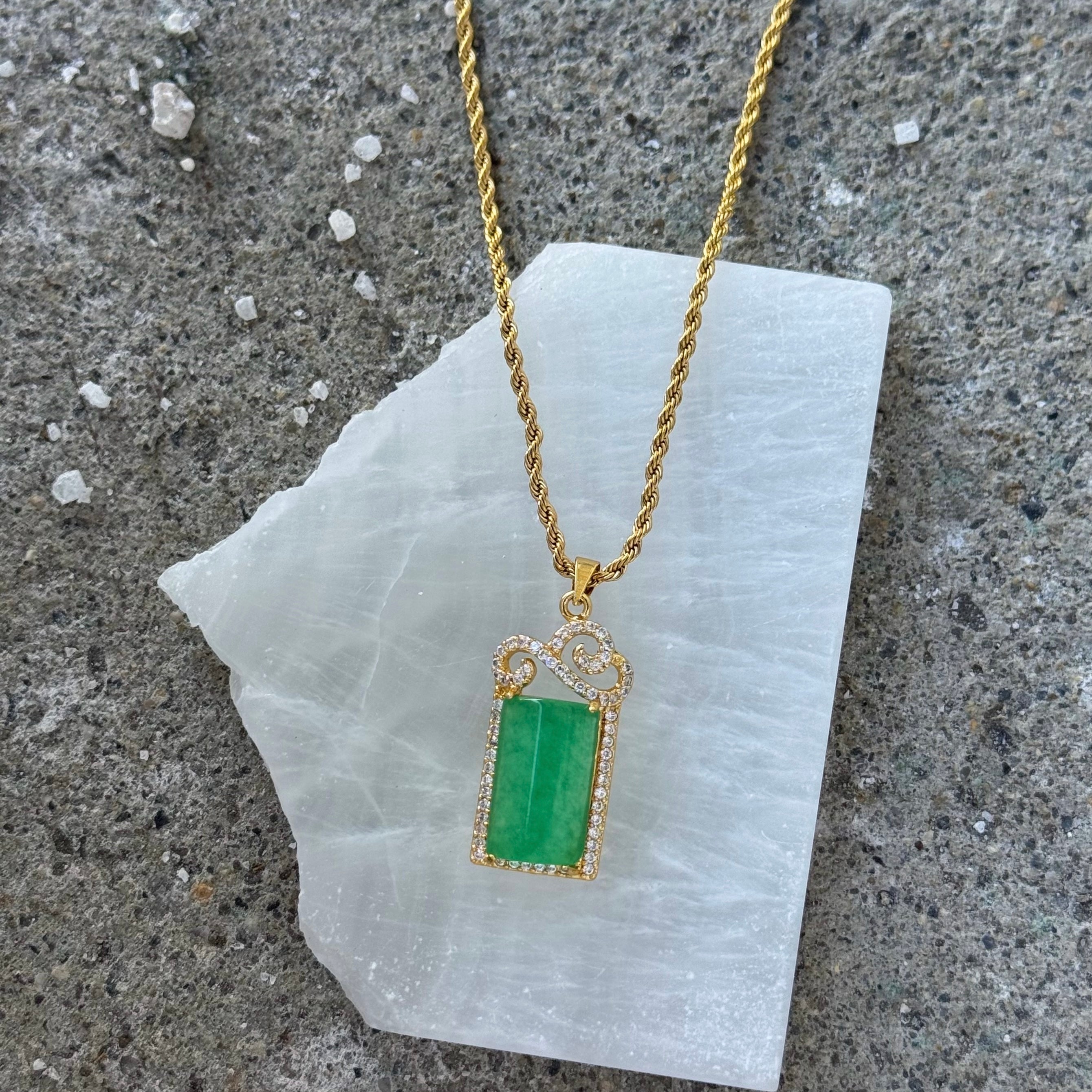 REENA GREEN JADE necklace
