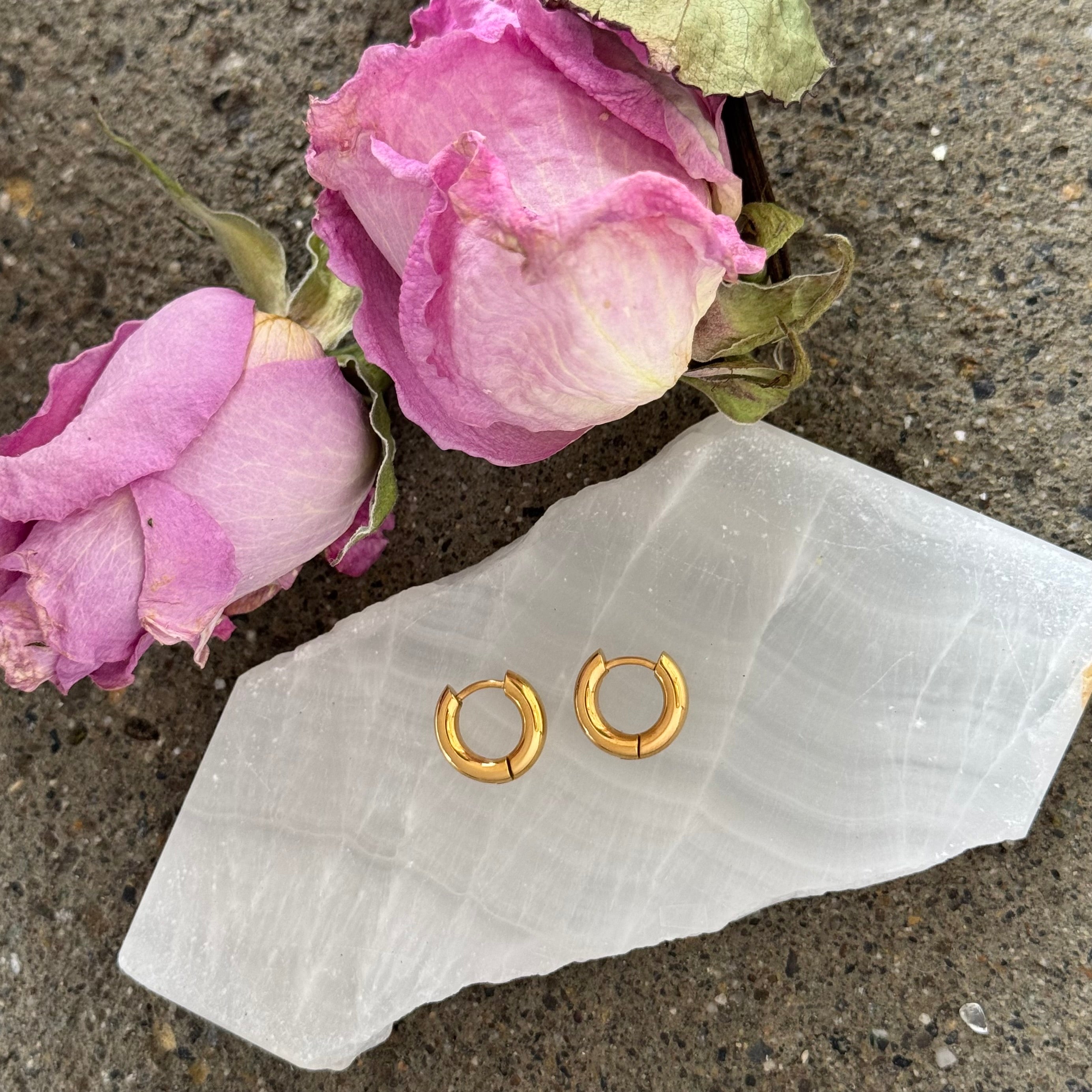 8MM GOLD THICK MINI HOOP earrings
