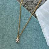 DAINTY CRYSTAL FLOWER necklace