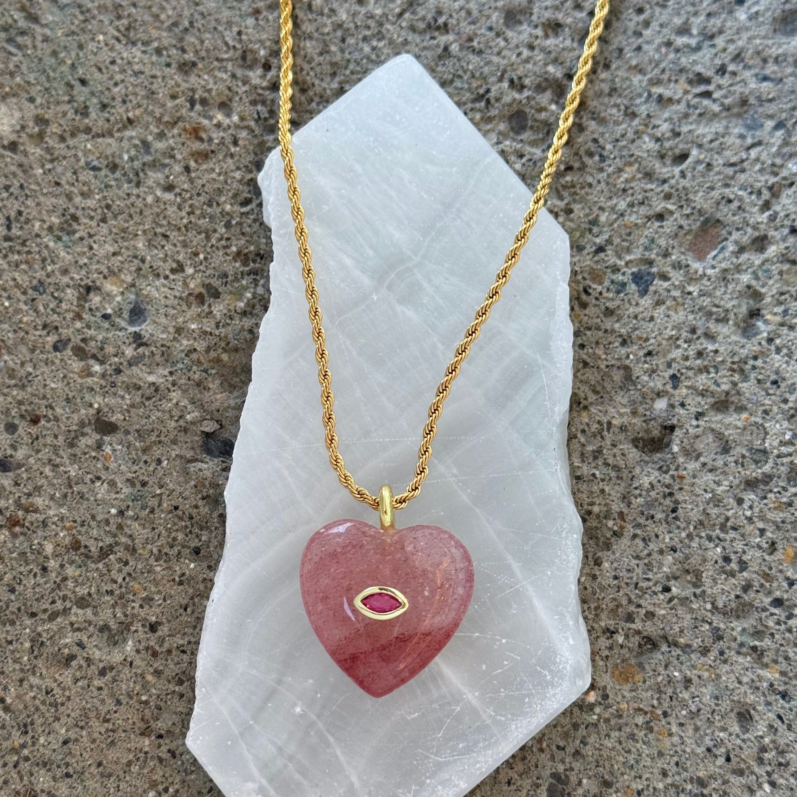 HEART STRAWBERRY QUARTZ necklace