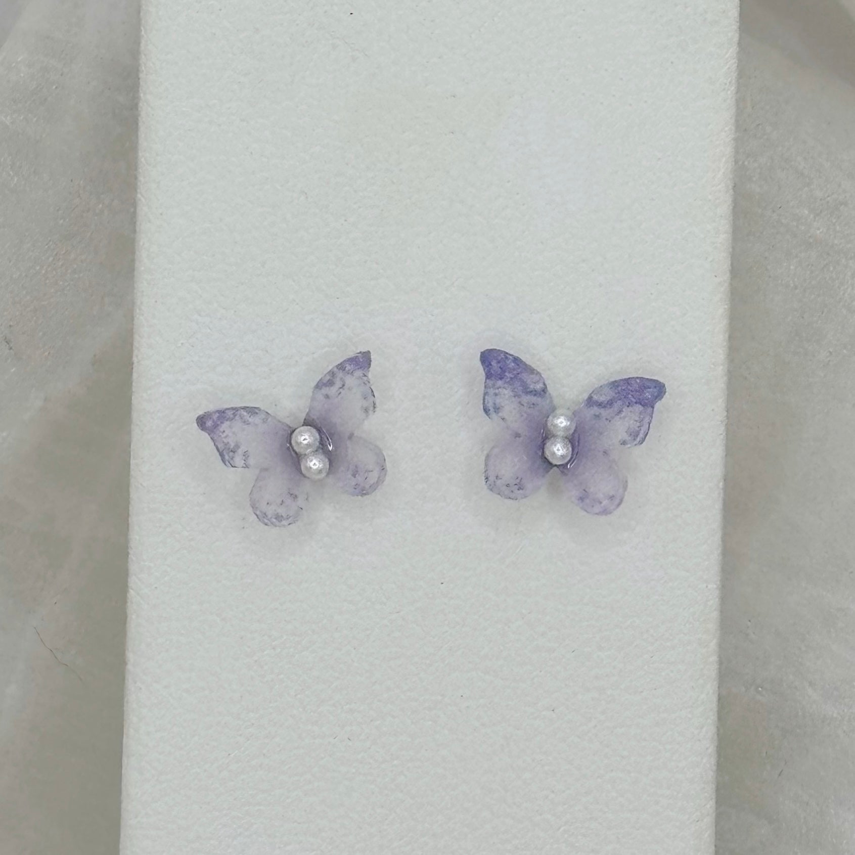 PURPLE BUTTERFLY PEARL STUD earrings
