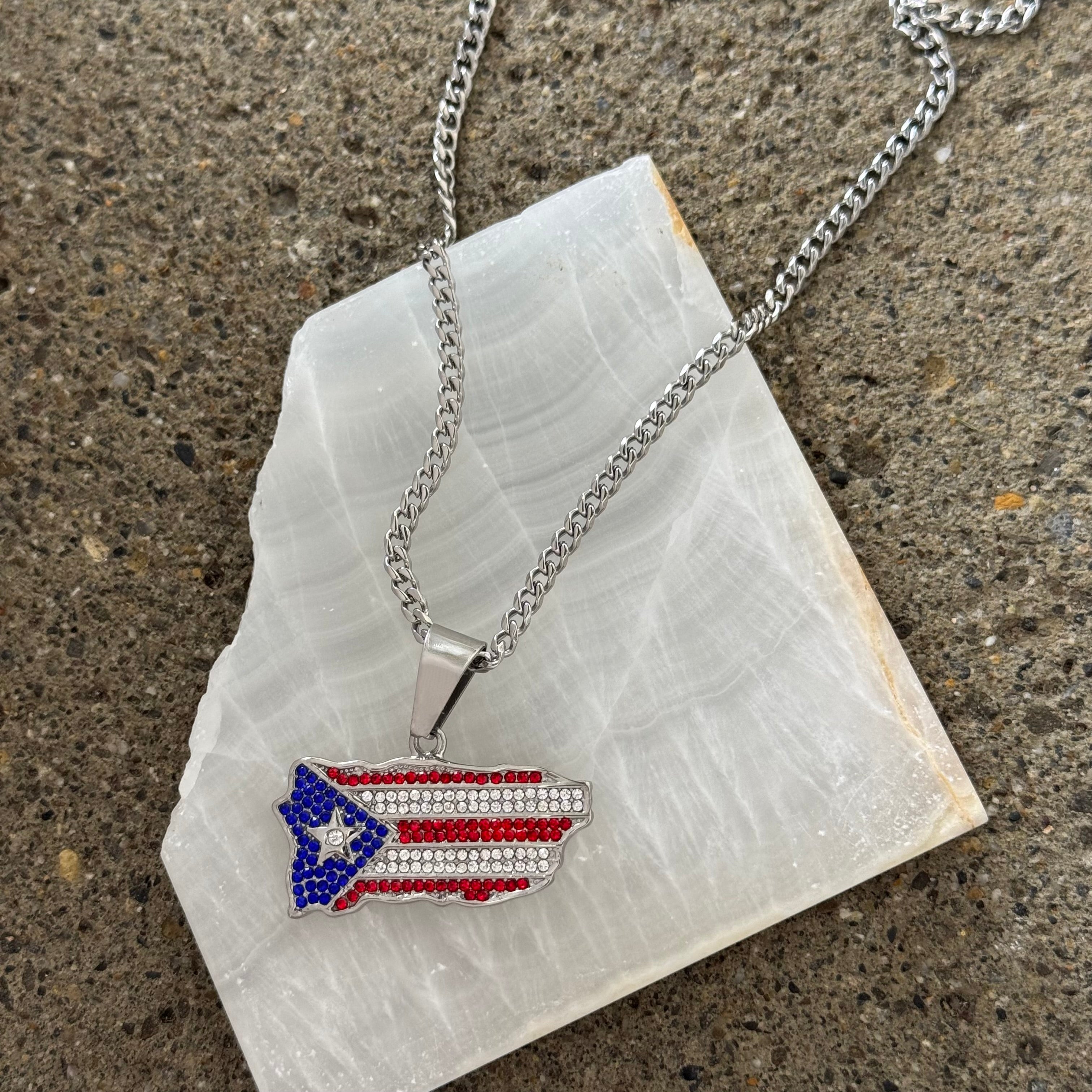 SILVER CRYSTAL PUERTO RICO necklace