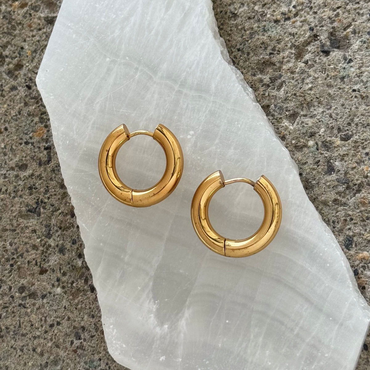 20MM GOLD THICK HOOP earrings