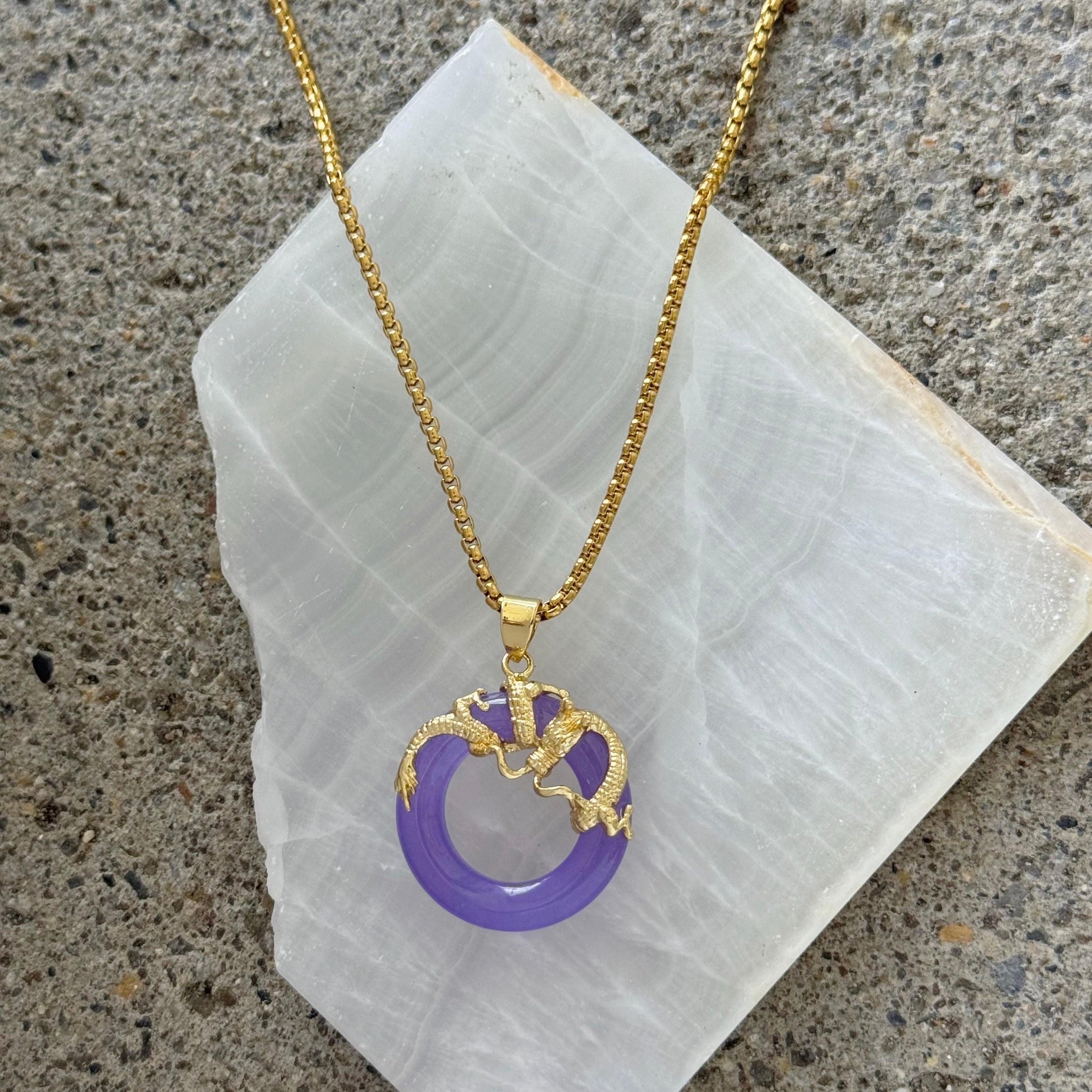 ROUND DRAGON PURPLE JADE necklace