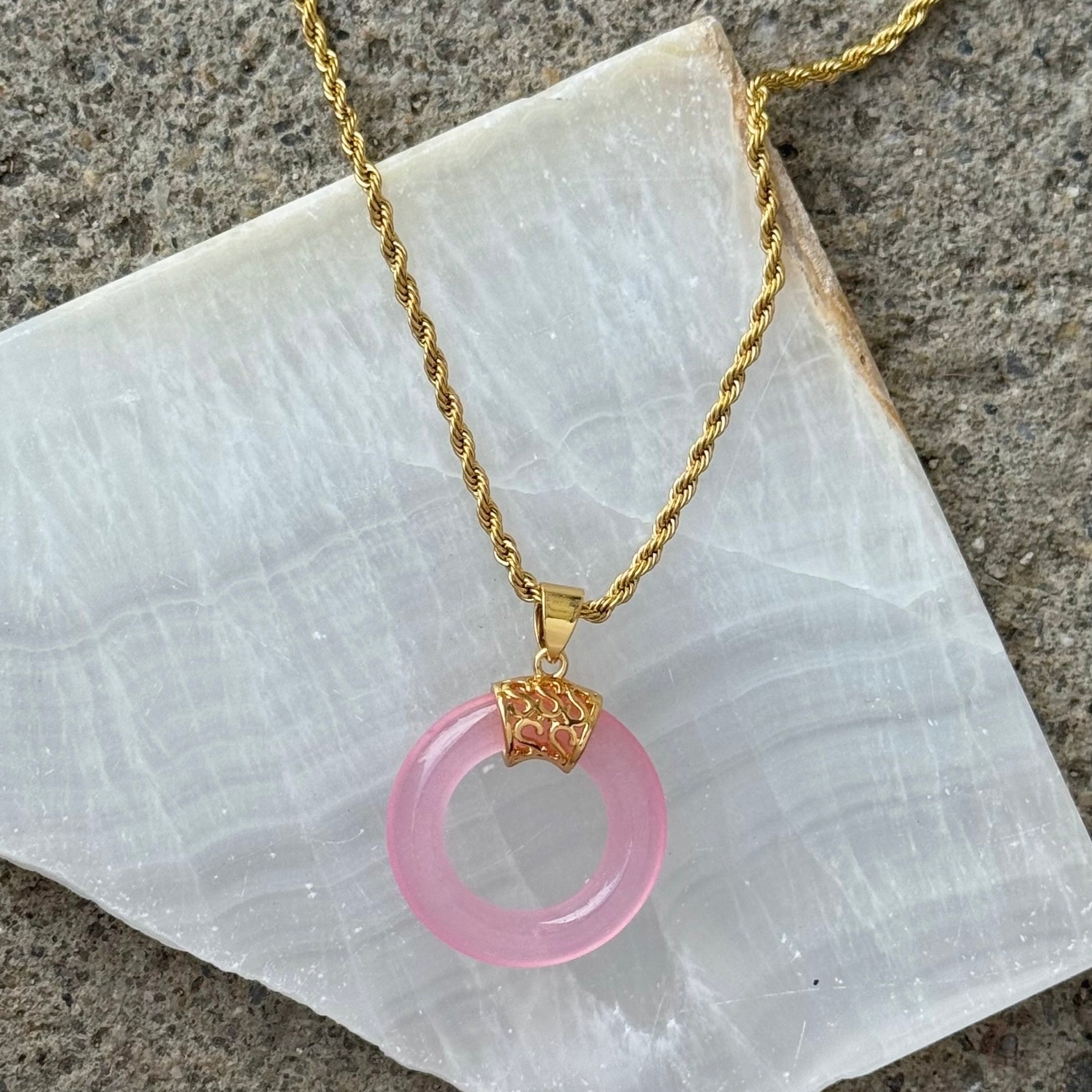 AURORA ROUND PINK JADE necklace