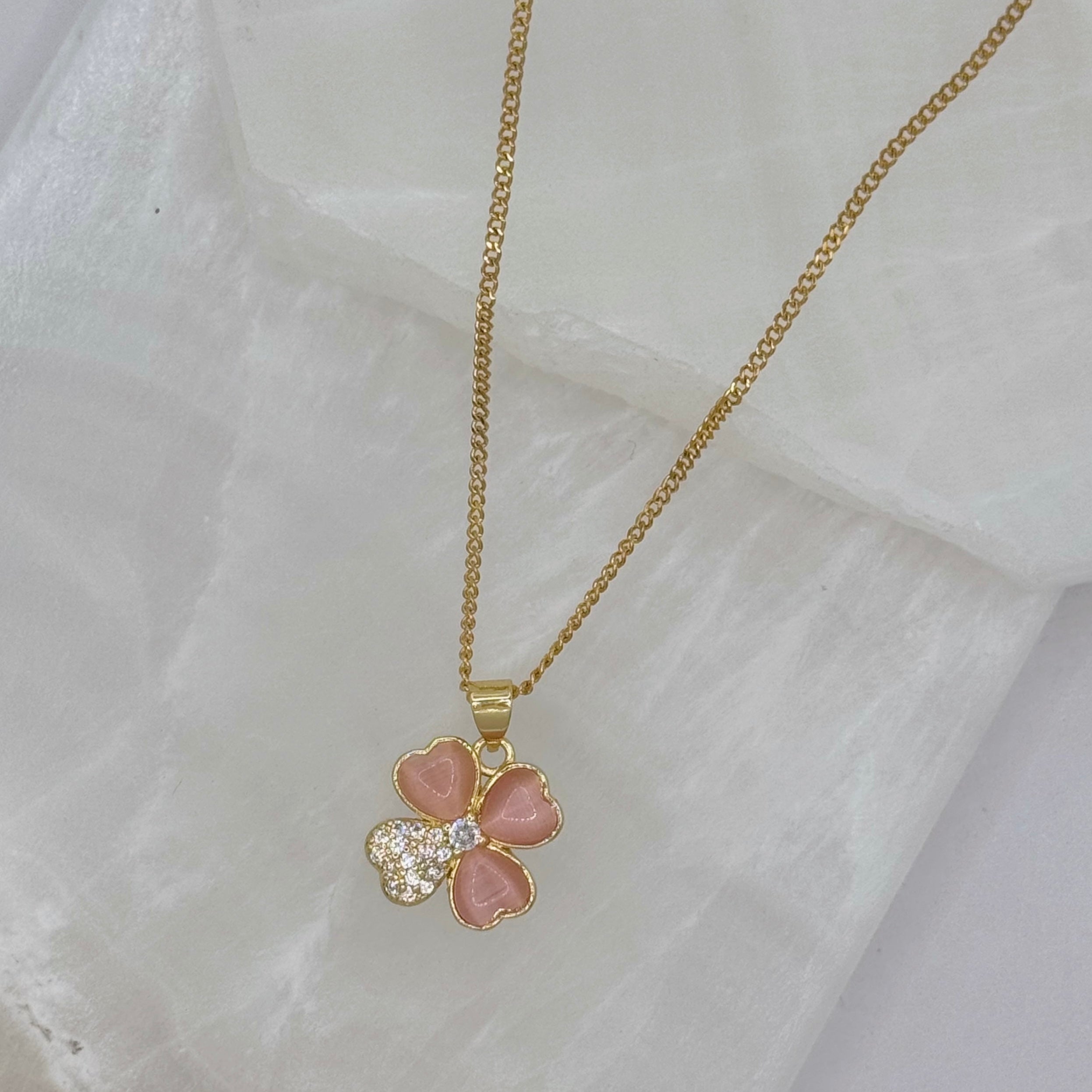 PINK CATS EYE CLOVER MINI necklace