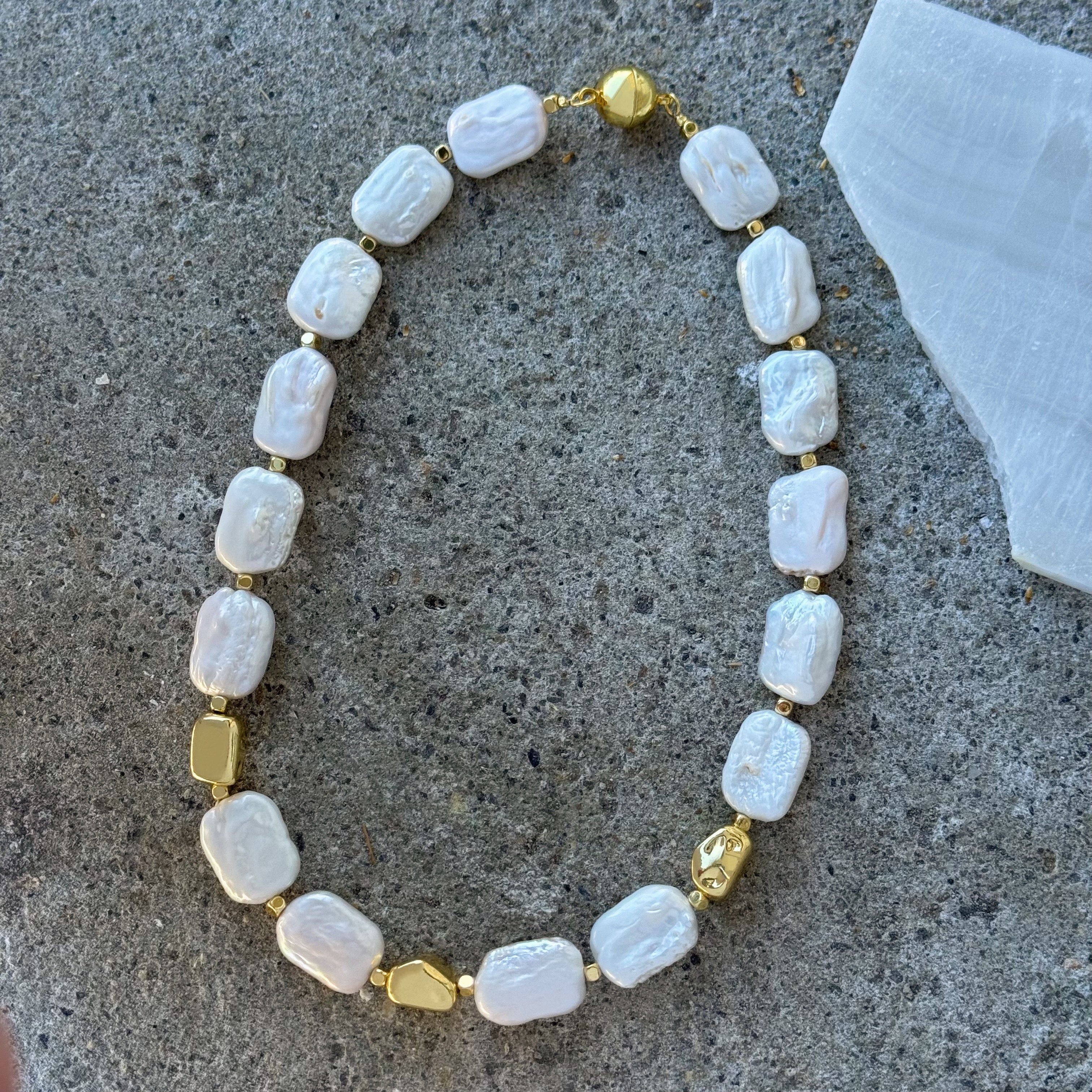 GOLD BAROQUE PEARL necklace