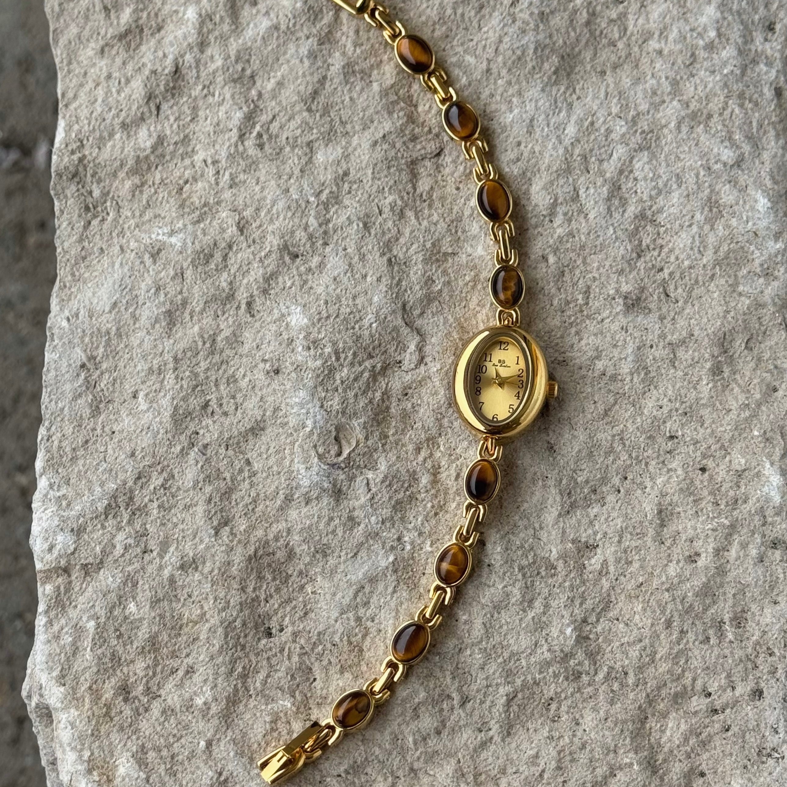 GOLD OVAL TIGERS EYE VINTAGE watch