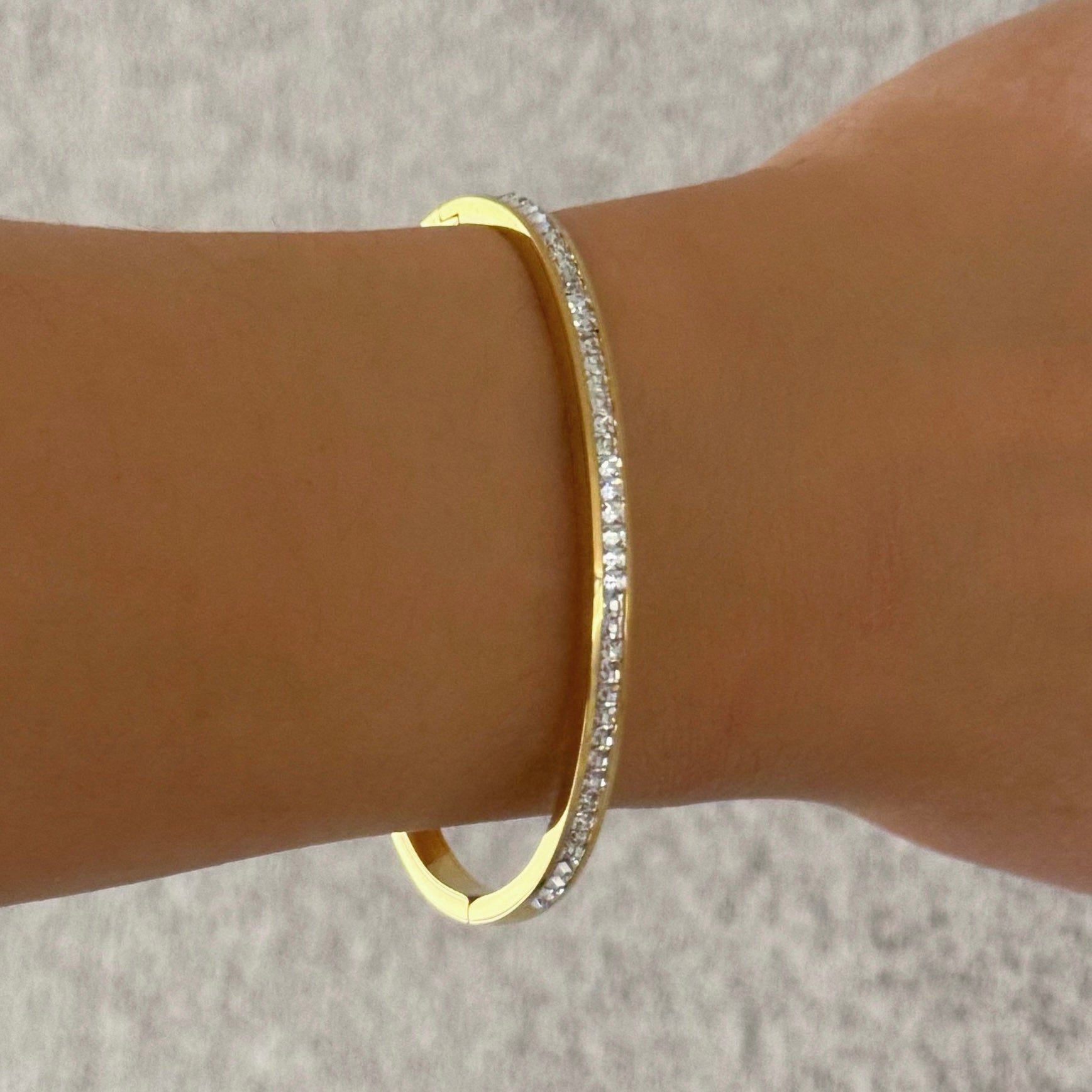 GOLD CRYSTAL LAYLA bangle