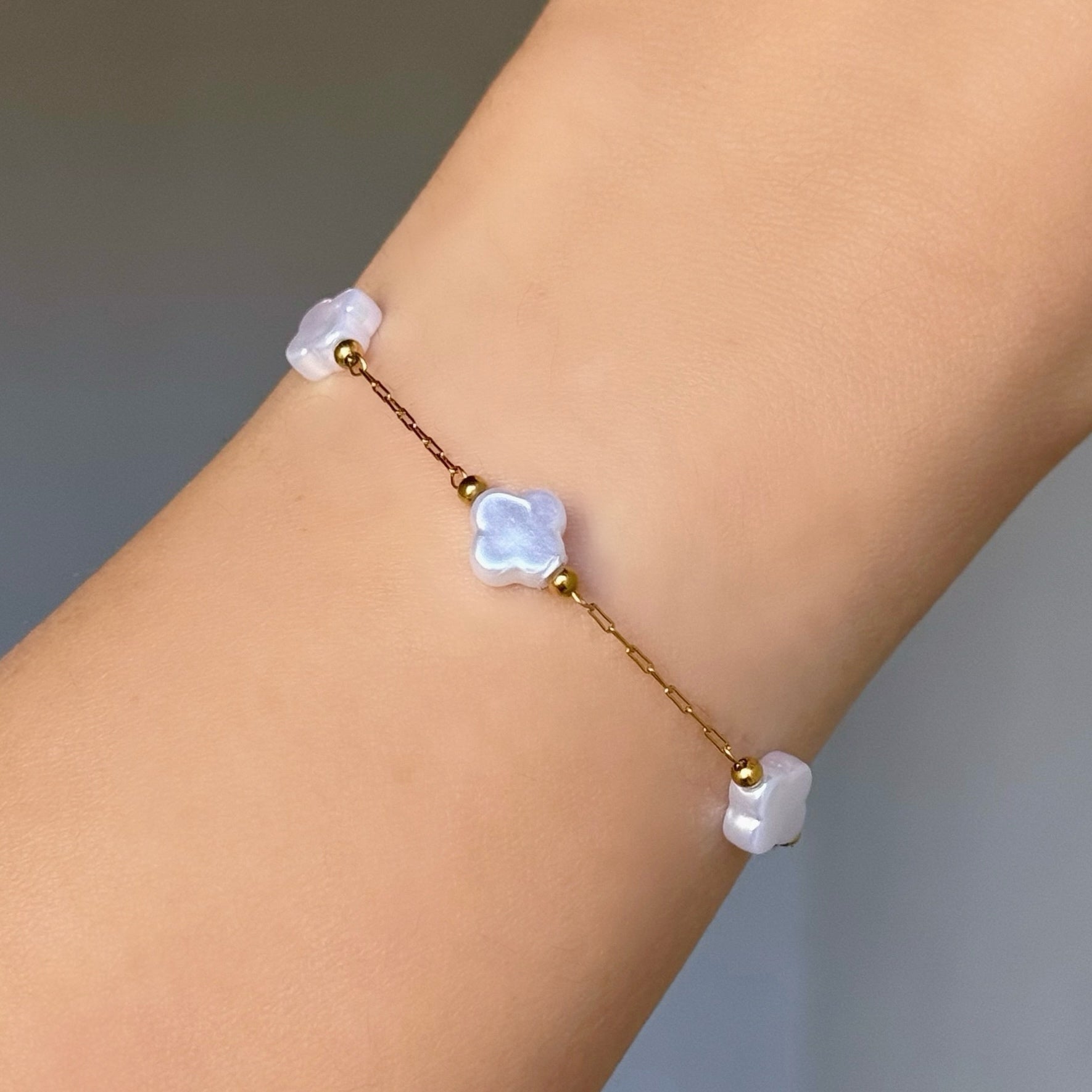 GOLD DAINTY 6MM LUCKY PEARL bracelet