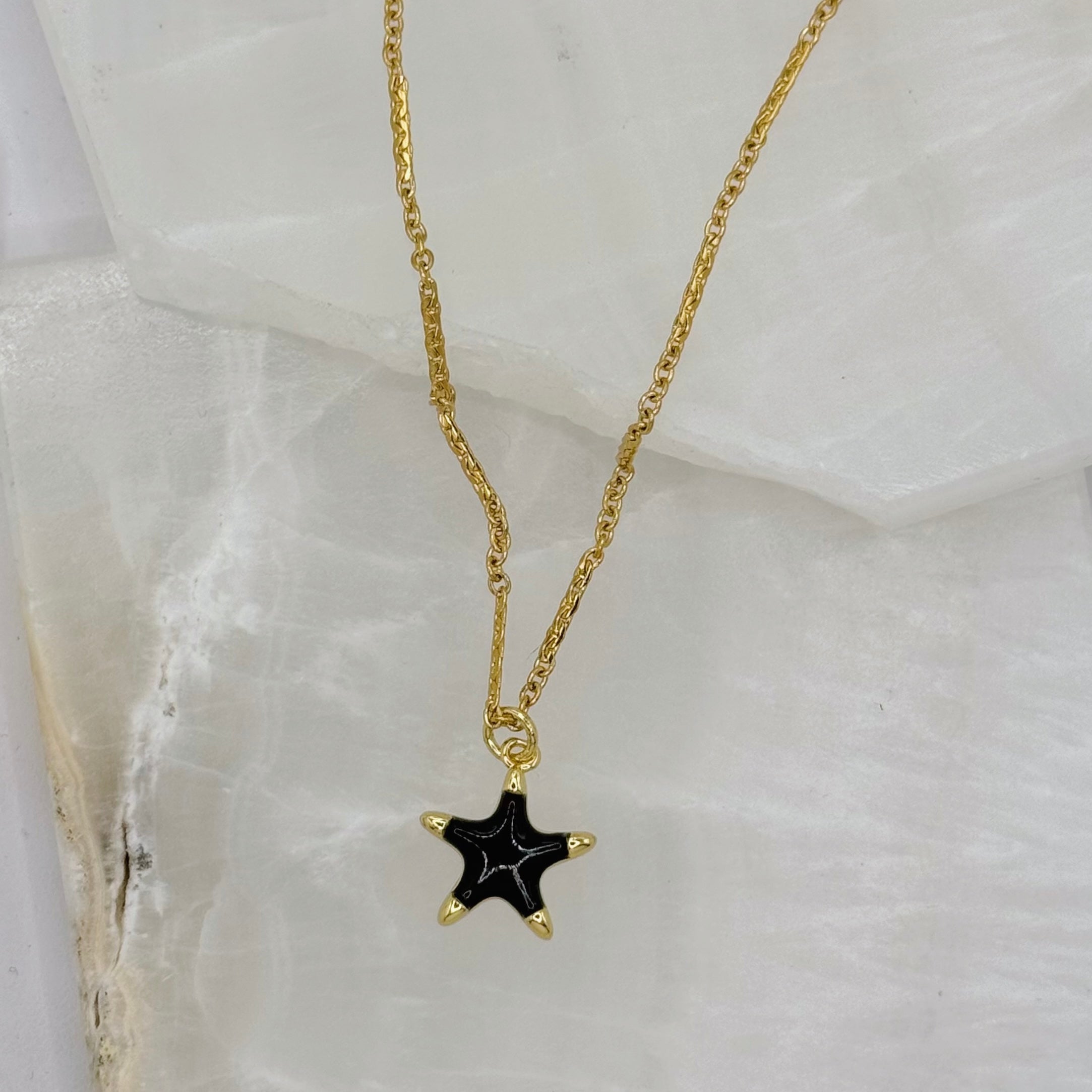 BLACK STAR ENAMEL MINI necklace