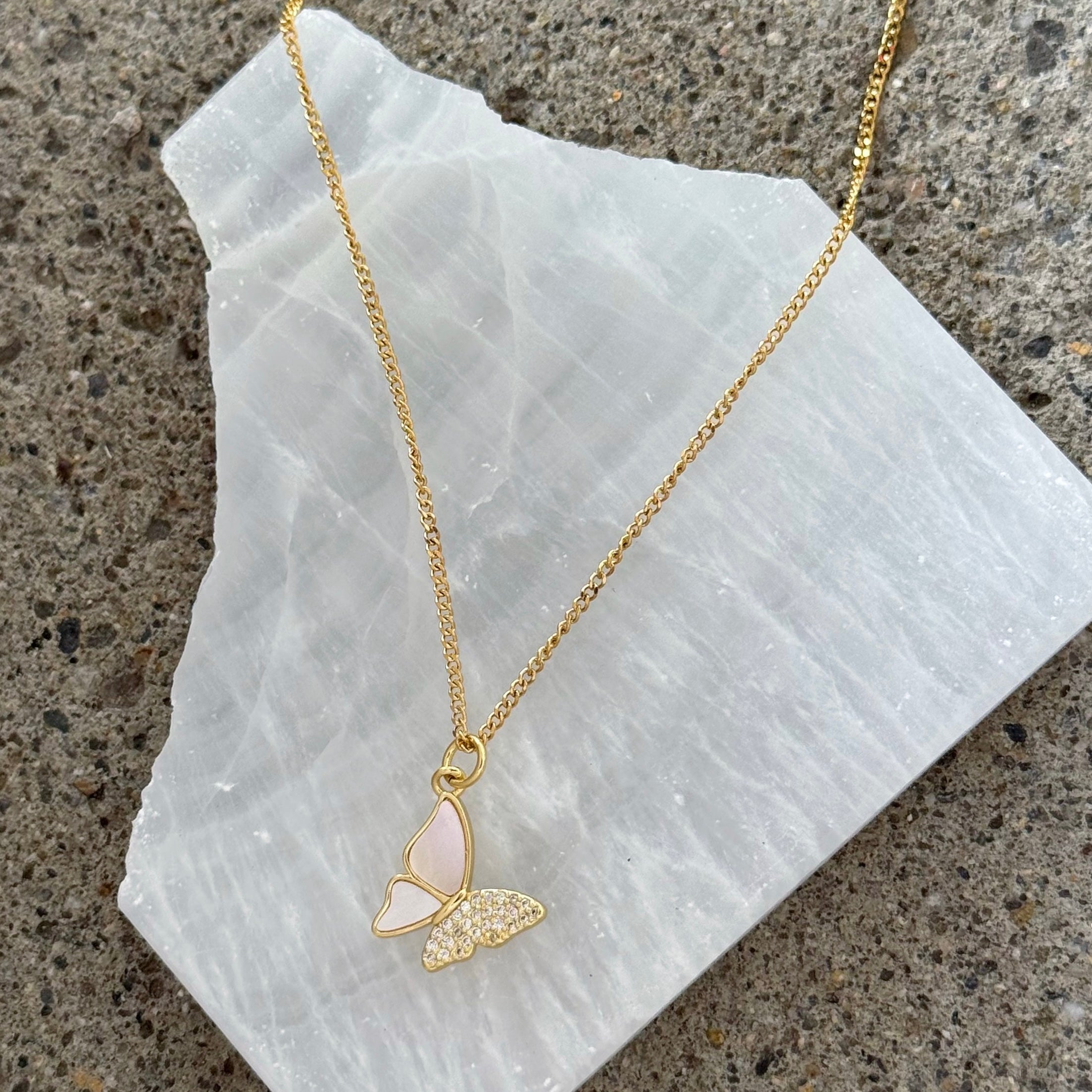 BUTTERFLY MOTHER OF PEARL CRYSTAL necklace