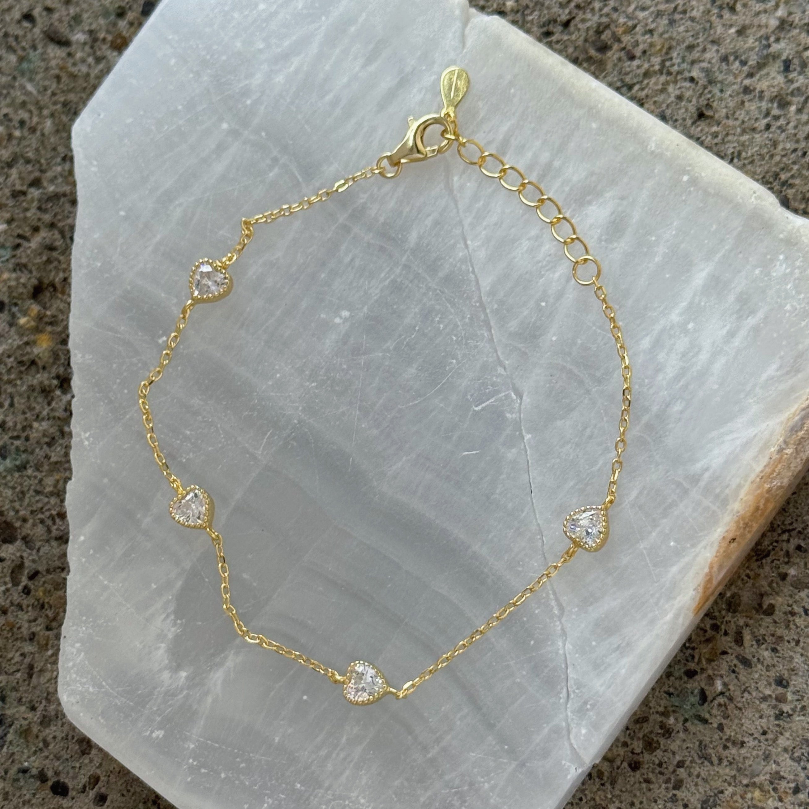 GOLD HEART CRYSTAL BEZEL DAINTY bracelet