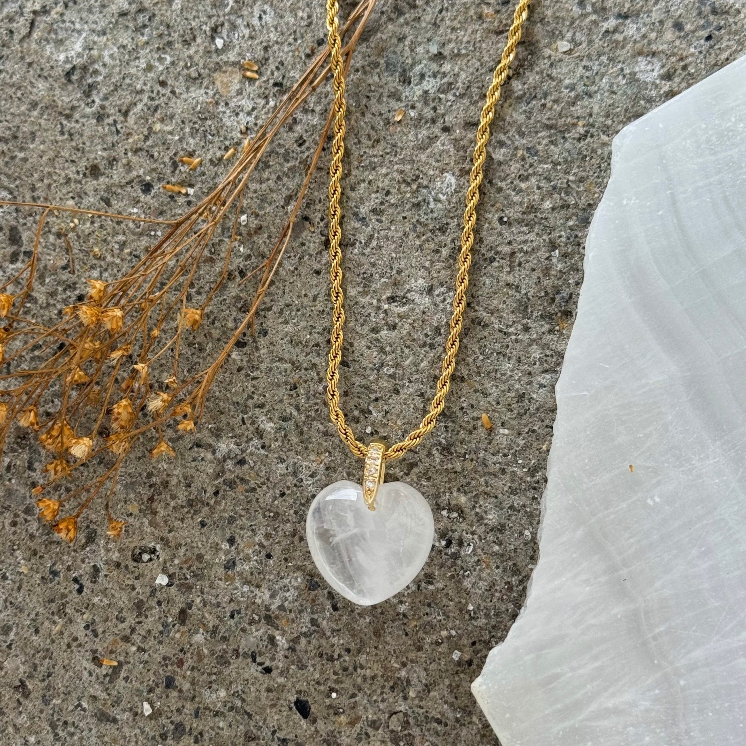 WHITE QUARTZ BUBBLE HEART necklace