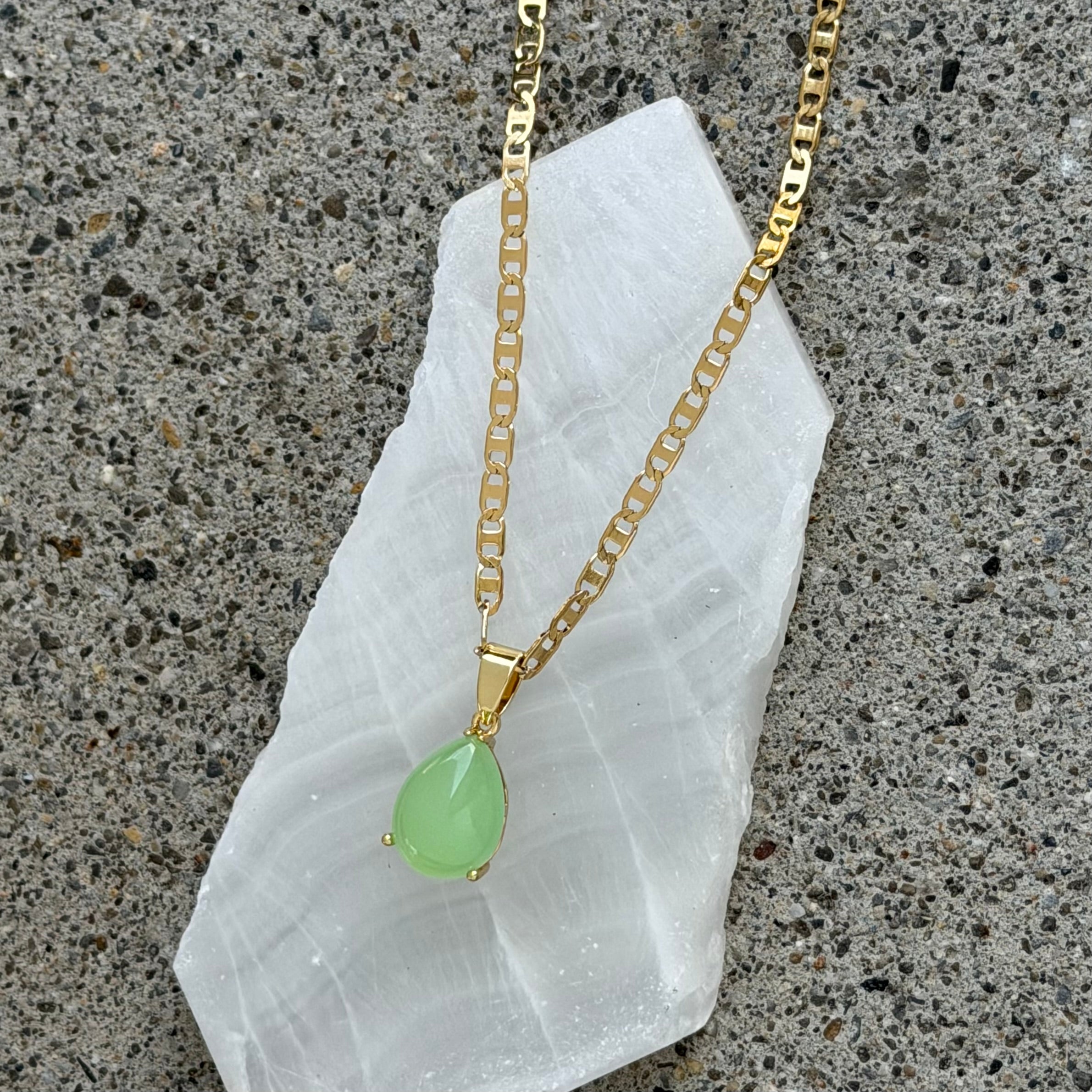 GOLD TEARDROP LIGHT GREEN JADE MINI necklace