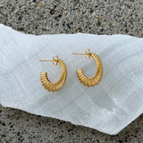 GOLD RIDGES HOOP earrings