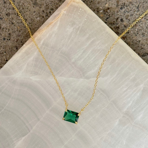 GOLD GREEN EMERALD BAGUETTE SOLITAIRE necklace
