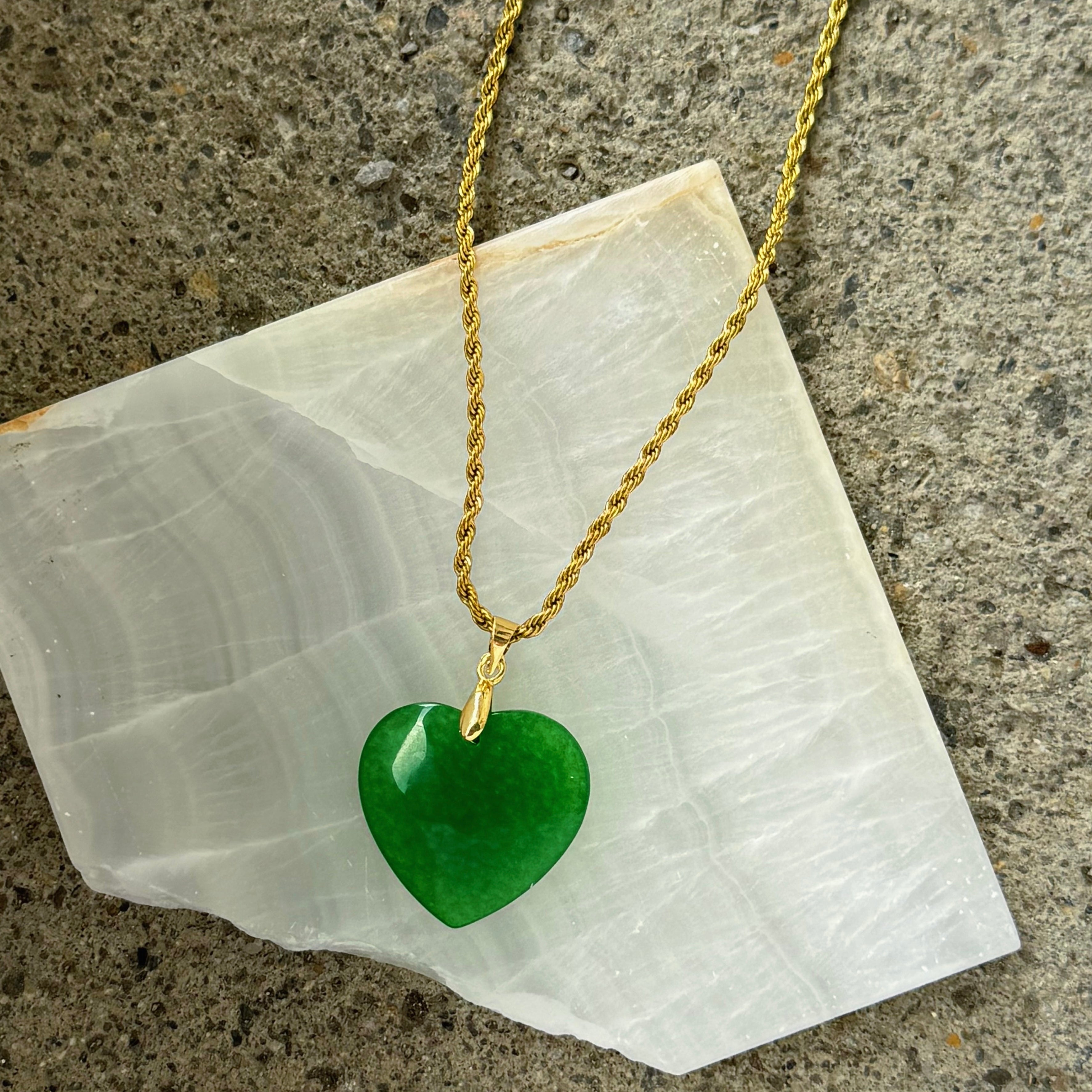 MEDIUM HEART GREEN JADE necklace