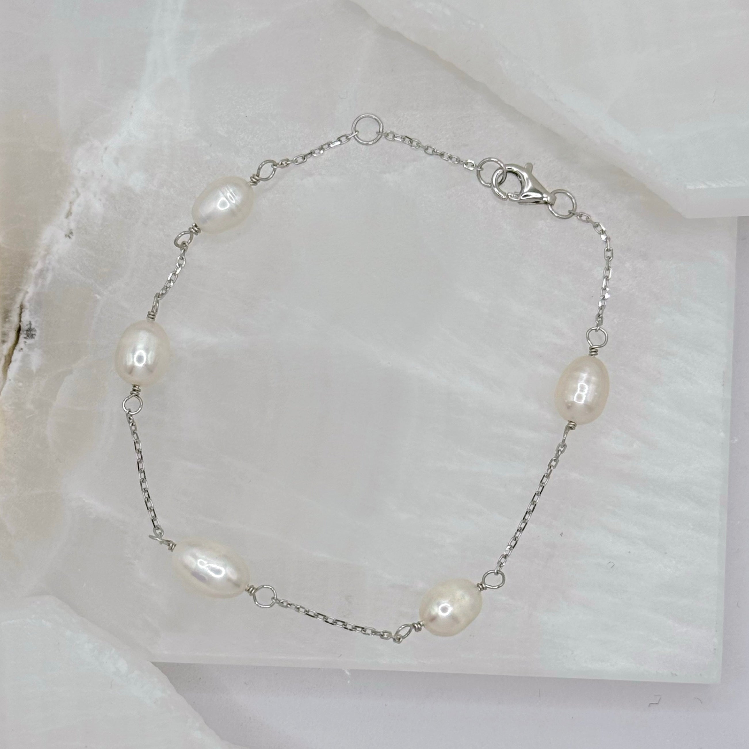 SILVER DAINTY FRESHWATER PEARL bracelet