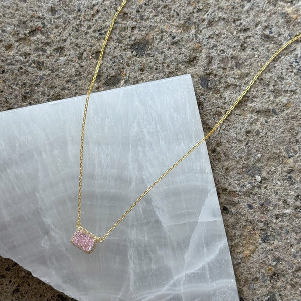 GOLD CRUSHED ICE PINK CRYSTAL necklace
