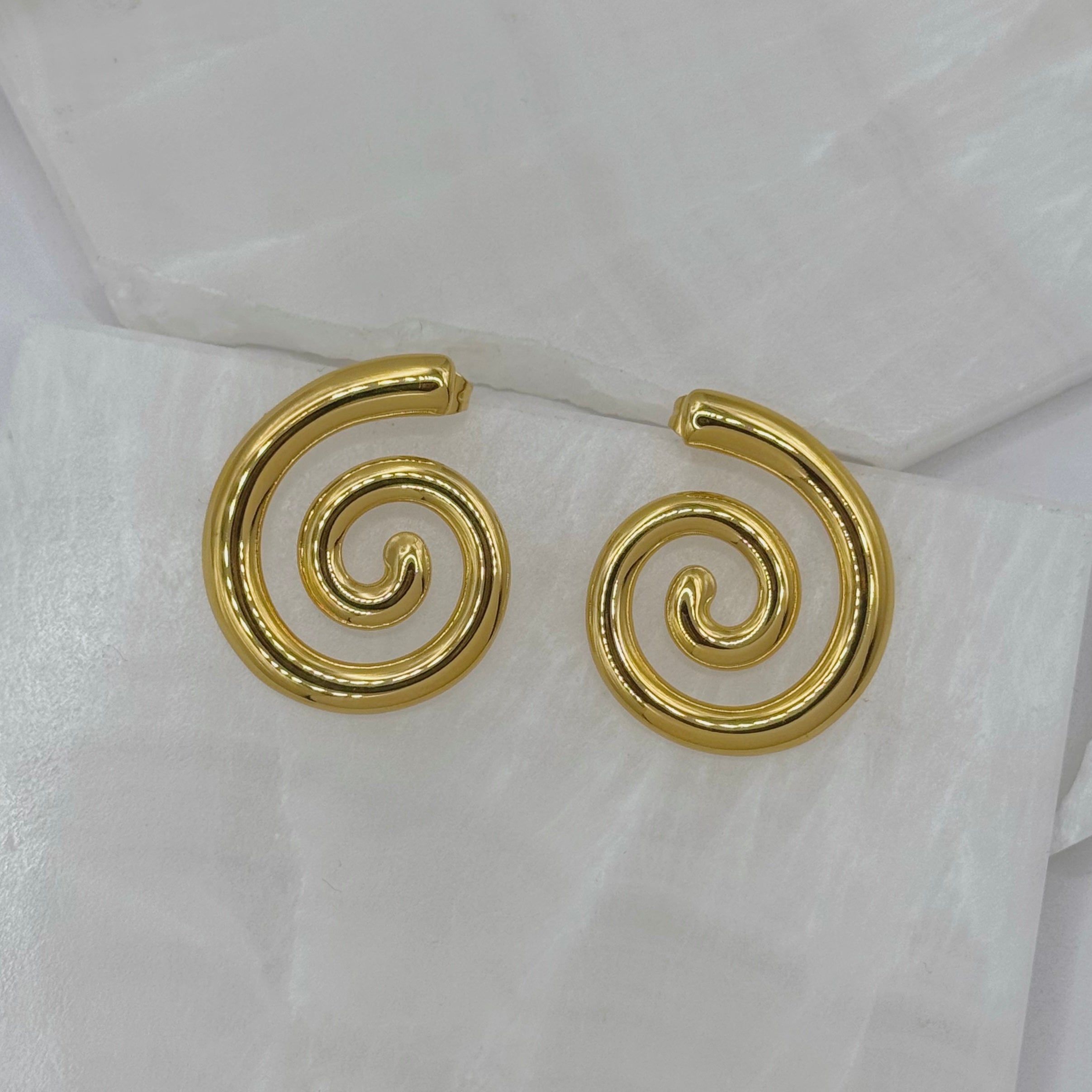 GOLD SWIRL earrings