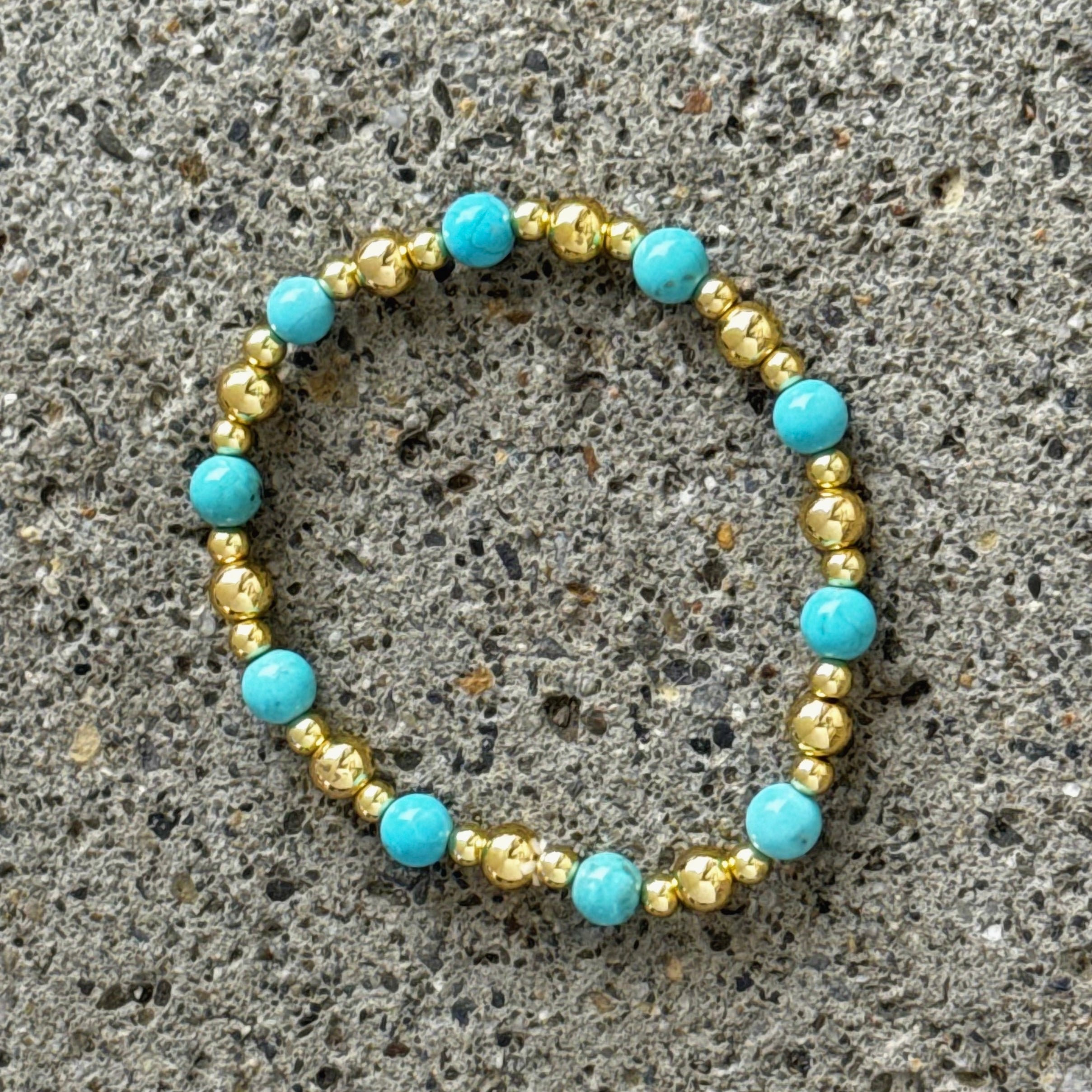 GOLDEN TURQUOISE BEADED bracelet