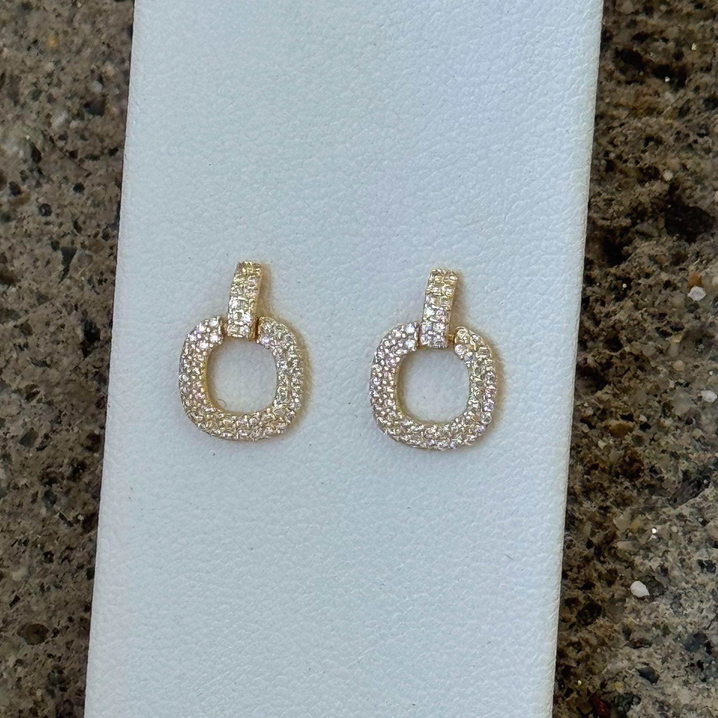 GOLD CRYSTAL LOOP LINK STUD earrings